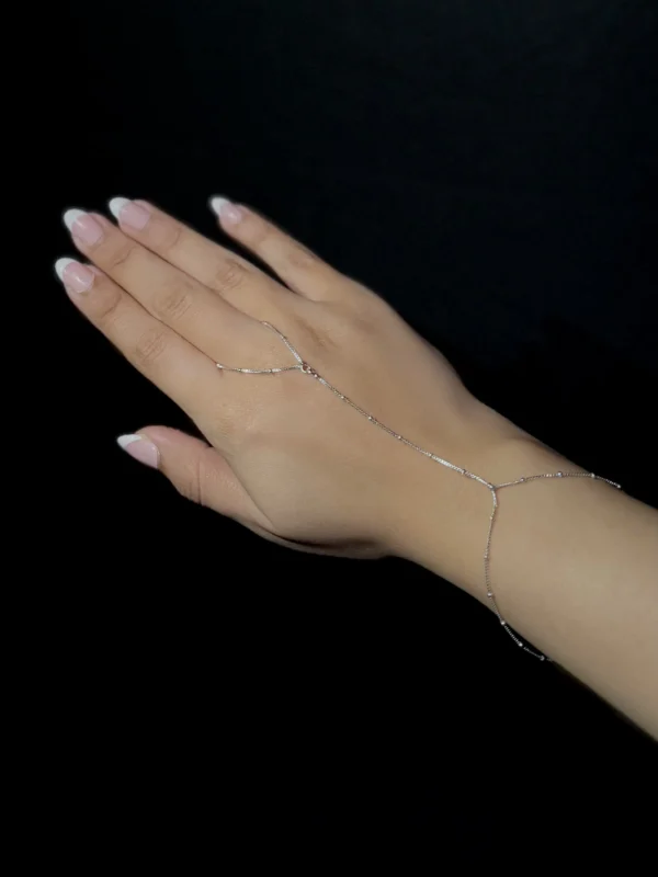 Simple Hand Chain - Free Size